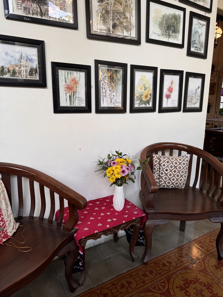 traveloka's tweet image. Inspirasi liburan slow living buat long weekend nanti: Main ke Salatiga!

Kota sejuk di kaki Gunung Merbabu ini punya banyak spot unik yang bikin pikiran auto fresh.

Ini dia 3 tempat yang wajib kamu kunjungin: