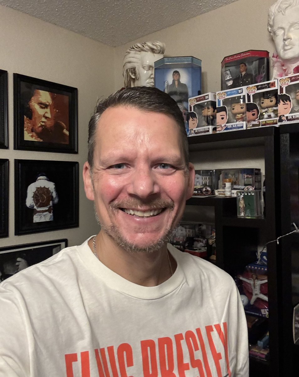 Happy <a href="/ElvisPresley/">Elvis Presley</a> Death Day to all those who celebrate!