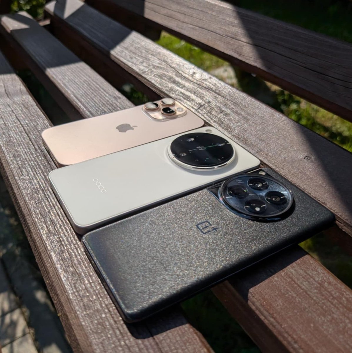 Fan_Technologii's tweet image. Tak jakoś wyszło, że spotkanie jak co rok... ;-);-);-)

PS To jakby ktoś pytał czy spotkanie twitterowe w ogóle istnieją na żywo... ;-)
#oneplus12
#OPPOFindX8Ultra
#iphone16pro

Z @karo_yard @An7008