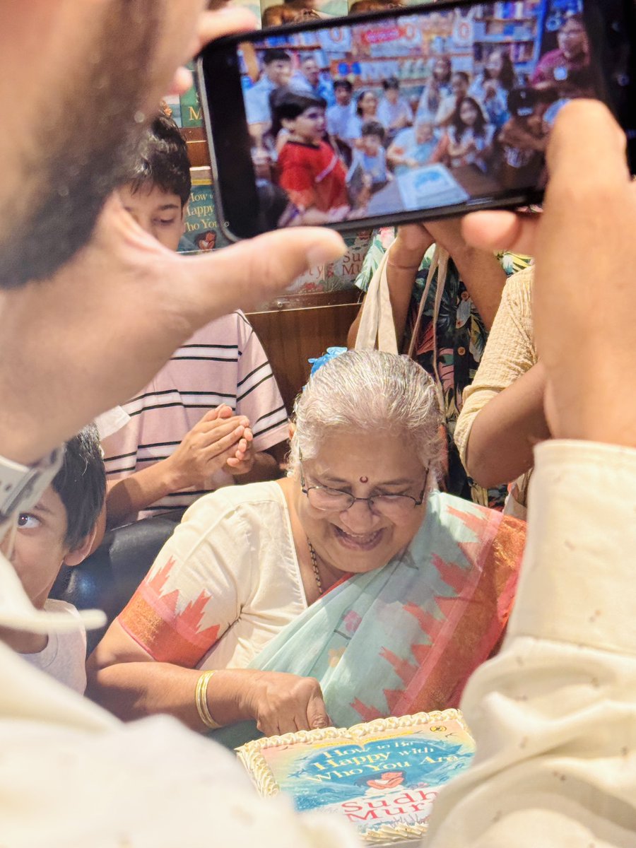 Some meetings leave you smiling wider &amp; thinking deeper. Finally met #SudhaMurthy ji, warm, wise &amp; inspiring. From writing to JRD Tata as the only woman engineer of her batch, to fighting gender bias with grace, her life is quiet strength.

A meeting I’ll cherish forever. ♥️✨