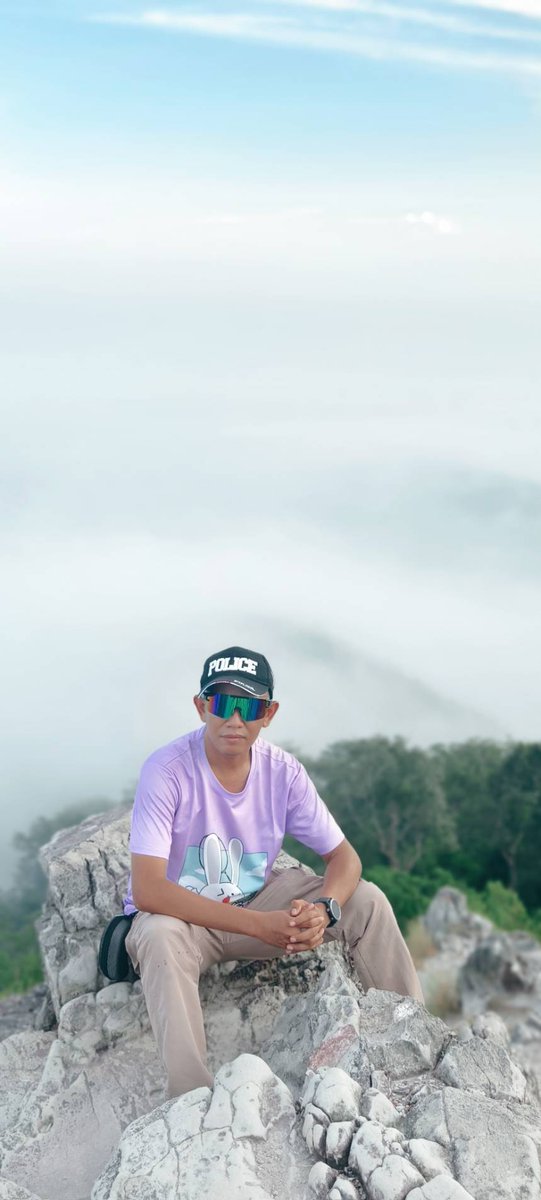 ....ไม่ต้องยืนในจุดที่ดีที่สุด เเค่มีความสุขในจุดที่ยืน....
#นอนหลับฝันดีครับ
#หมีลิกอร์ #หมีแบกเป้