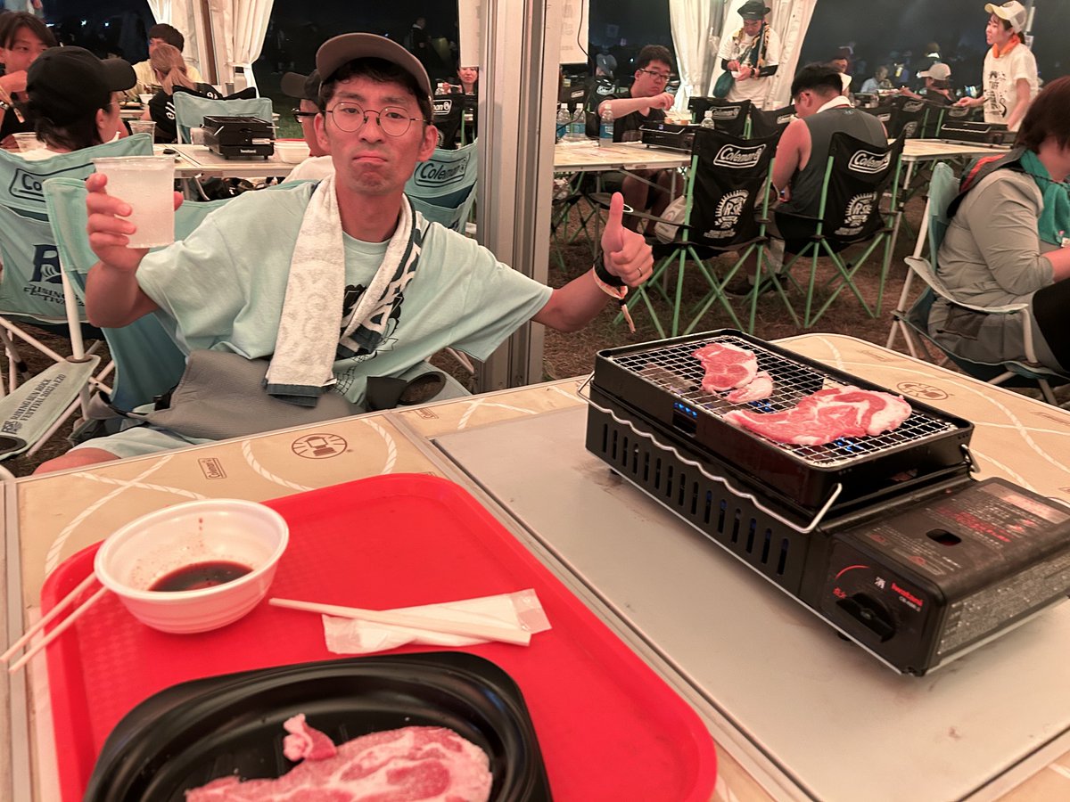 na_0106's tweet photo. ライジング18年目にして気付いたが、オフィシャルダイニングチュプが大正解！ https://t.co/o66J898GRc