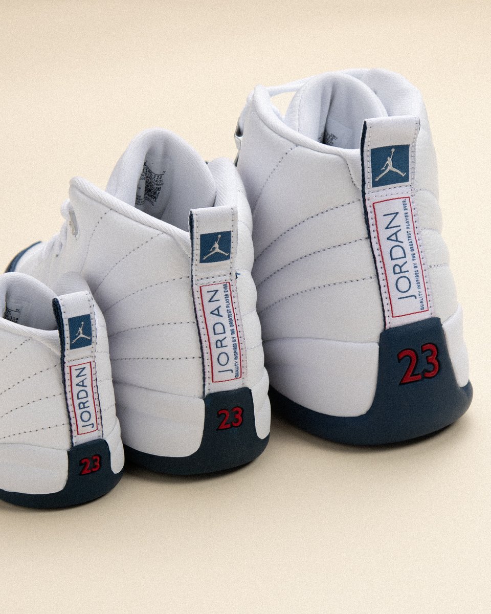 jordan 12 champs sports