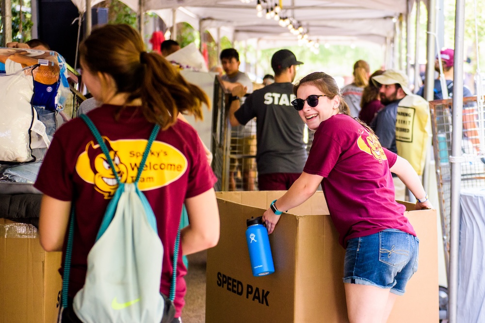 Welcome back, students in the <a href="/SSEBEatASU/">SSEBE@ASU</a> and the <a href="/ASUDEWSC/">Del E. Webb School of Construction @ ASU</a>! Meet new friends, have fun and prepare for classes as you move into ASU housing on the Tempe campus this weekend. ow.ly/NJno50WE8Ca  🚚 #ASUWelcome #ASU #students  #ASUEngineering