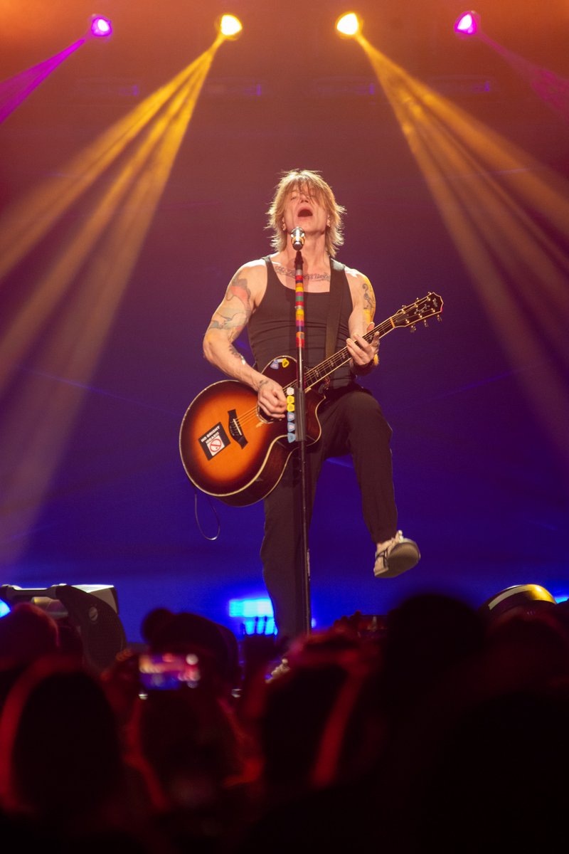 Goo Goo Dolls at KeyBank Center, Buffalo.

8.9.25

📸: A. Ellis Cairns