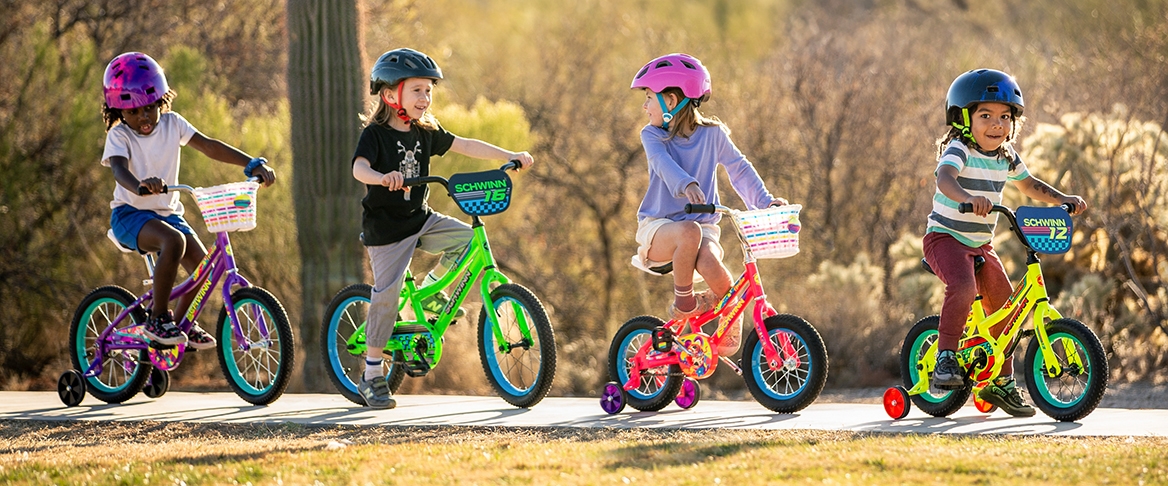 The bikes may change but the feeling stays the same! Do you remember what it felt like the first time you rode a bike? Share your memories in the comments!
 #BikeMemories #FirstBikeRide #ChildhoodAdventures #SchwinnBikes #FBF