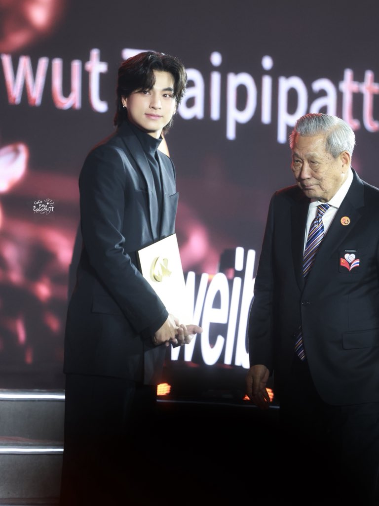 🥥. Coco CoConuTt (@cocococonutt17) on Twitter photo Please shout out loud~🗣
💥Weibo Thailand Most Outstanding Young Actor💥
GULF X WEIBO GALA
#กลัฟWeiboกาล่า2025
#WeiboGALA2025
▌<a href="/gulfkanawut/">gulfkanawut</a> ▌
▌#YanGaoCoCoNuTt ▌
—————————————————
#gulfkanawut #กลัฟคณาวุฒิ #kanawuttraipipattanapong #ลูกบอลของคุณบิ๊กกลัฟ #kana #gulf Please shout out loud~🗣
💥Weibo Thailand Most Outstanding Young Actor💥
GULF X WEIBO GALA
#กลัฟWeiboกาล่า2025
#WeiboGALA2025
▌<a href="/gulfkanawut/">gulfkanawut</a> ▌
▌#YanGaoCoCoNuTt ▌
—————————————————
#gulfkanawut #กลัฟคณาวุฒิ #kanawuttraipipattanapong #ลูกบอลของคุณบิ๊กกลัฟ #kana #gulf