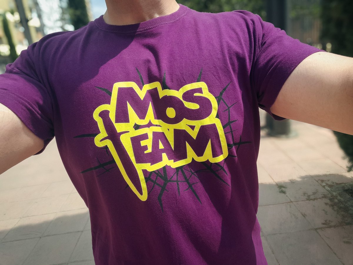 Mosteam en el pecho. Guerra en la sangre.