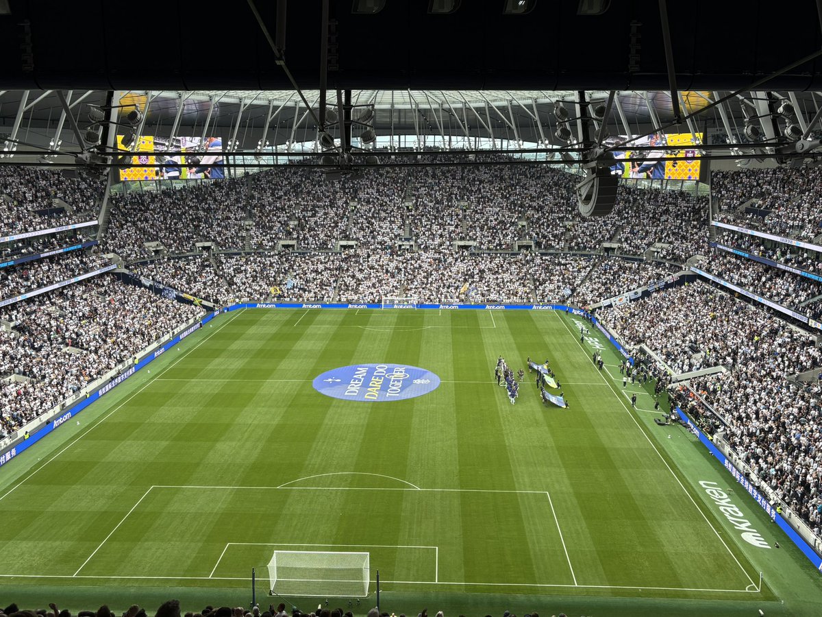 RAFSpurs's tweet photo. Here we go!! Another season begins. #COYS #TogetherTHFC https://t.co/oZ2asDB9kT