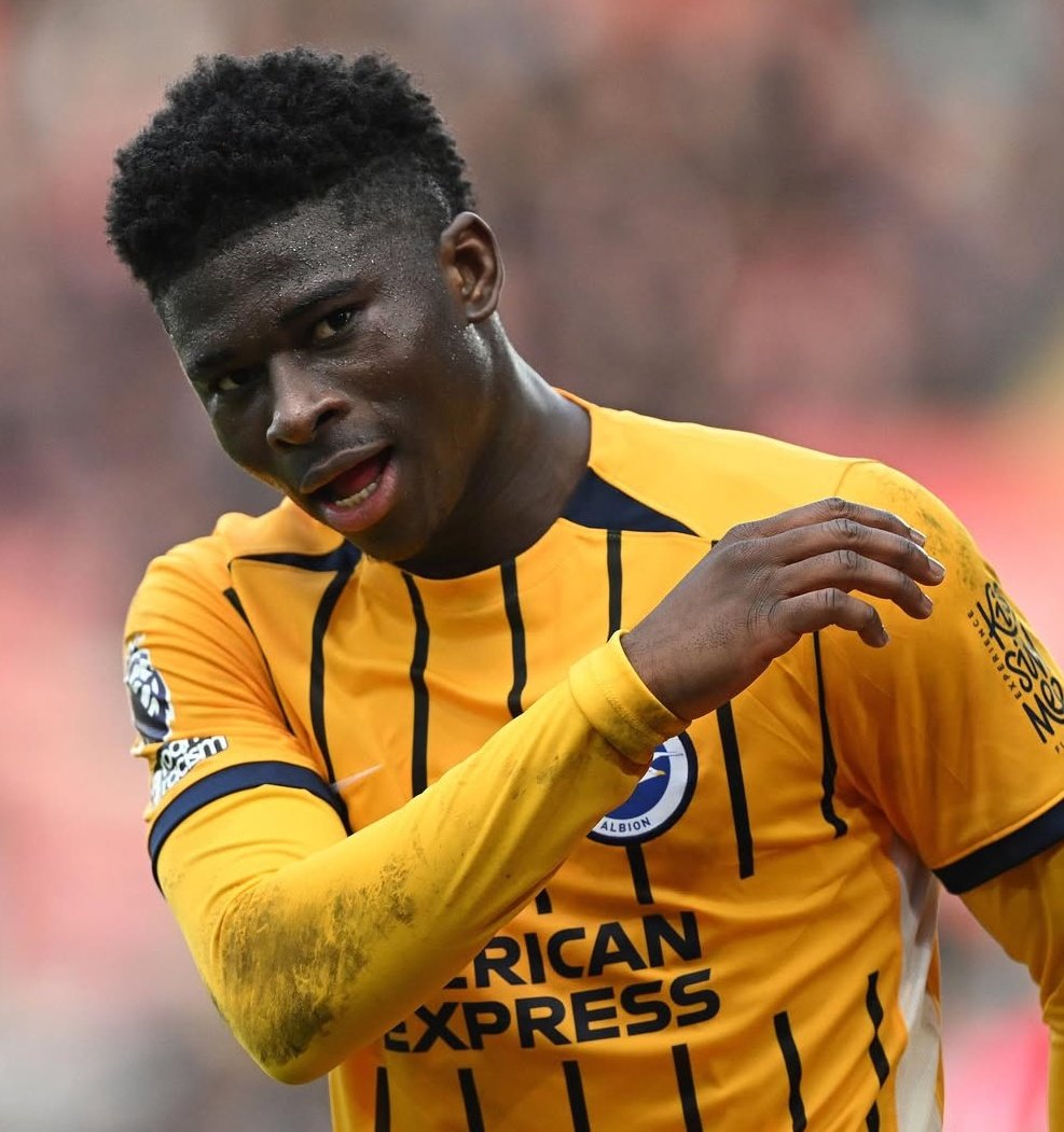 🚨🗣 JUST IN - Fabrizio Romano:

"If it's not going to happen this summer, Man Utd will still consider Carlos Baleba a target for 2026, I can guarantee that.

"United love the player and really appreciate how he was KEEN on the move even in a difficult moment for United."