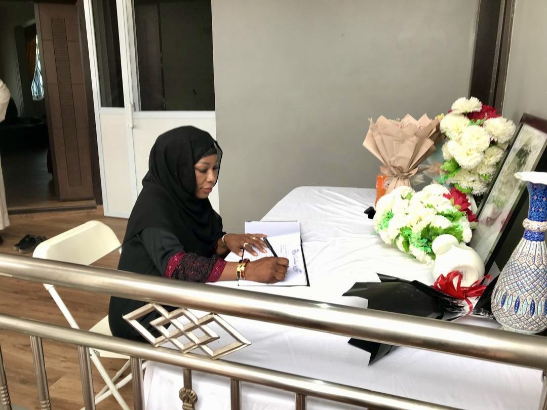 Farewell to our beloved colleague and friend, Alhaji Muniru Mohammed. 

Paid my respects to his wife and family at his home, sharing in the family's moment of grief and signing the book of condolences. May his legacy inspire unity, purpose, and collective strength among us.