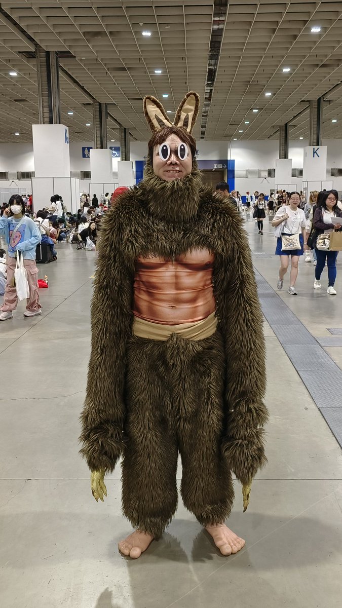 SealmanCosplay's tweet photo. 我們巨人有自己的labubu

#aot https://t.co/YxnnomTCKD