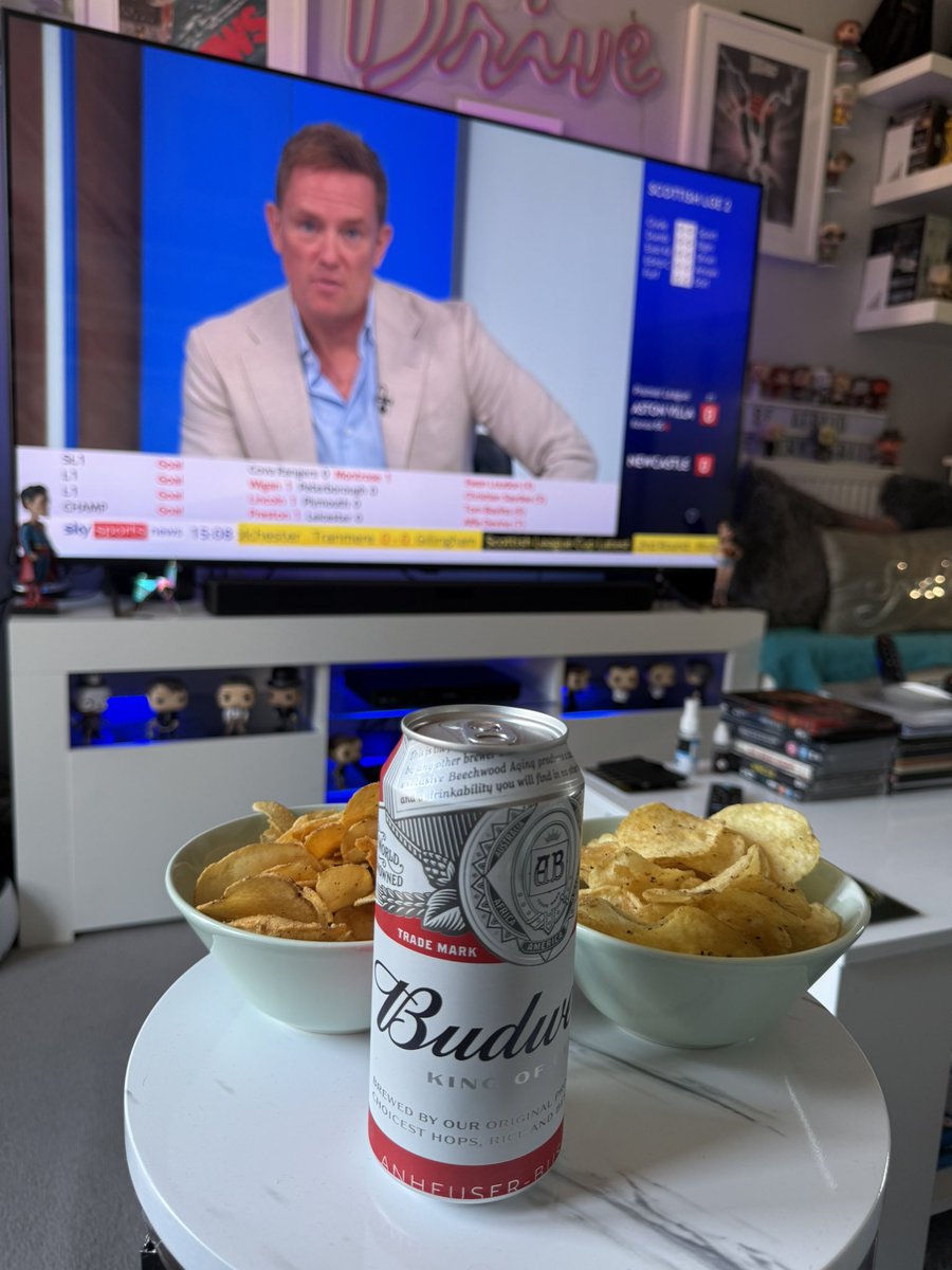 wᴇs ᴘ tweet media