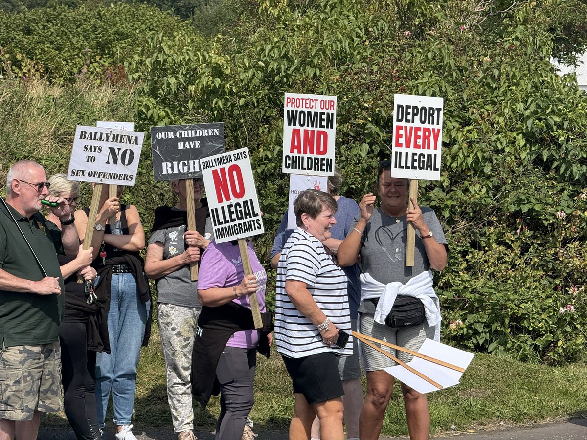 TrisBurnedLands's tweet image. At an anti Illegal immigrant protest with Callum