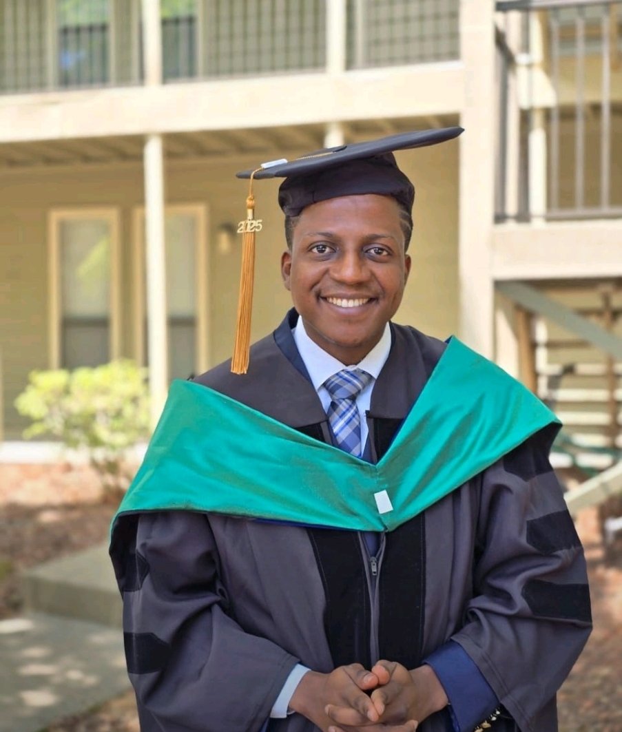 Dr Isaac Olufadewa (@drisaacking) on Twitter photo Today marks exactly 10 years since I received my medical degree from Nigeria's Premier University (University of Ibadan), and stepped into a journey I could never have fully imagined.
The transformation is real and reflecting on it has been surreal.
Let me count some of my Today marks exactly 10 years since I received my medical degree from Nigeria's Premier University (University of Ibadan), and stepped into a journey I could never have fully imagined.
The transformation is real and reflecting on it has been surreal.
Let me count some of my