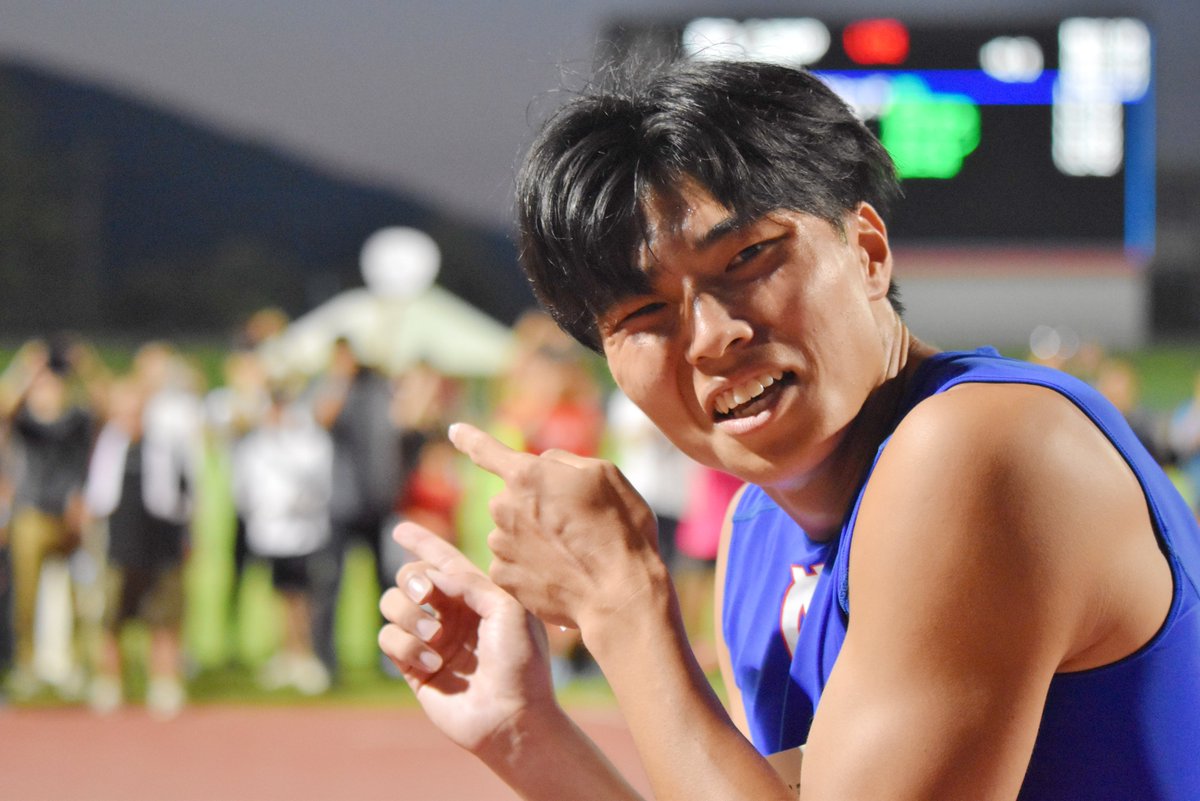 12秒台を出してカメラに囲まれる先輩を遠目に、「かすんだ……」といじけたふりをする阿部選手。
かすんでいません。日本歴代4位。とてつもない記録です。

阿部竜希　13"12(+0.6)

#ANG2025