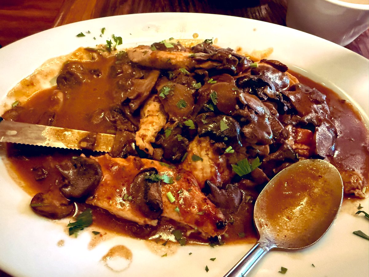 delpiombomusica's tweet photo. #JerseyShore #Spanos
Top joint in Point Pleasant. https://t.co/UDI6gTKNo4