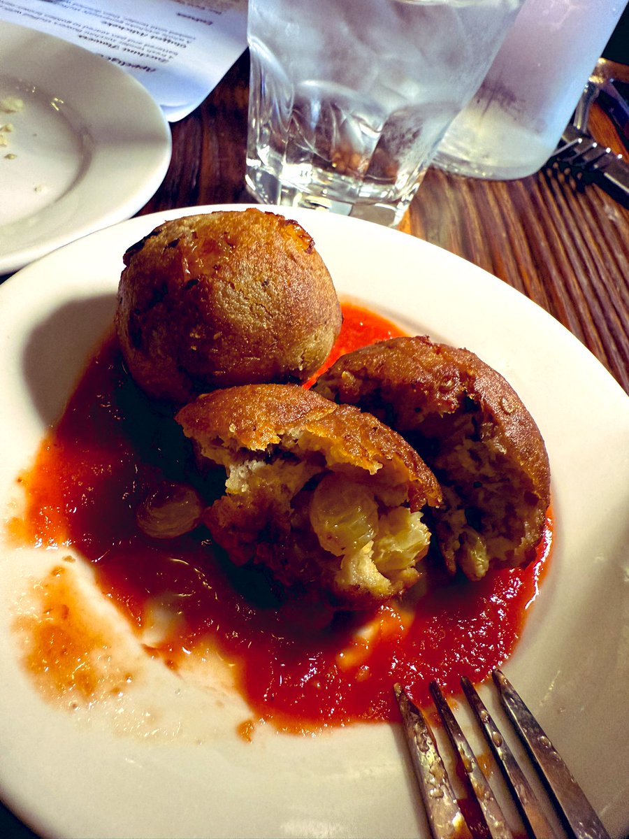 delpiombomusica's tweet photo. #JerseyShore #Spanos
Top joint in Point Pleasant. https://t.co/UDI6gTKNo4