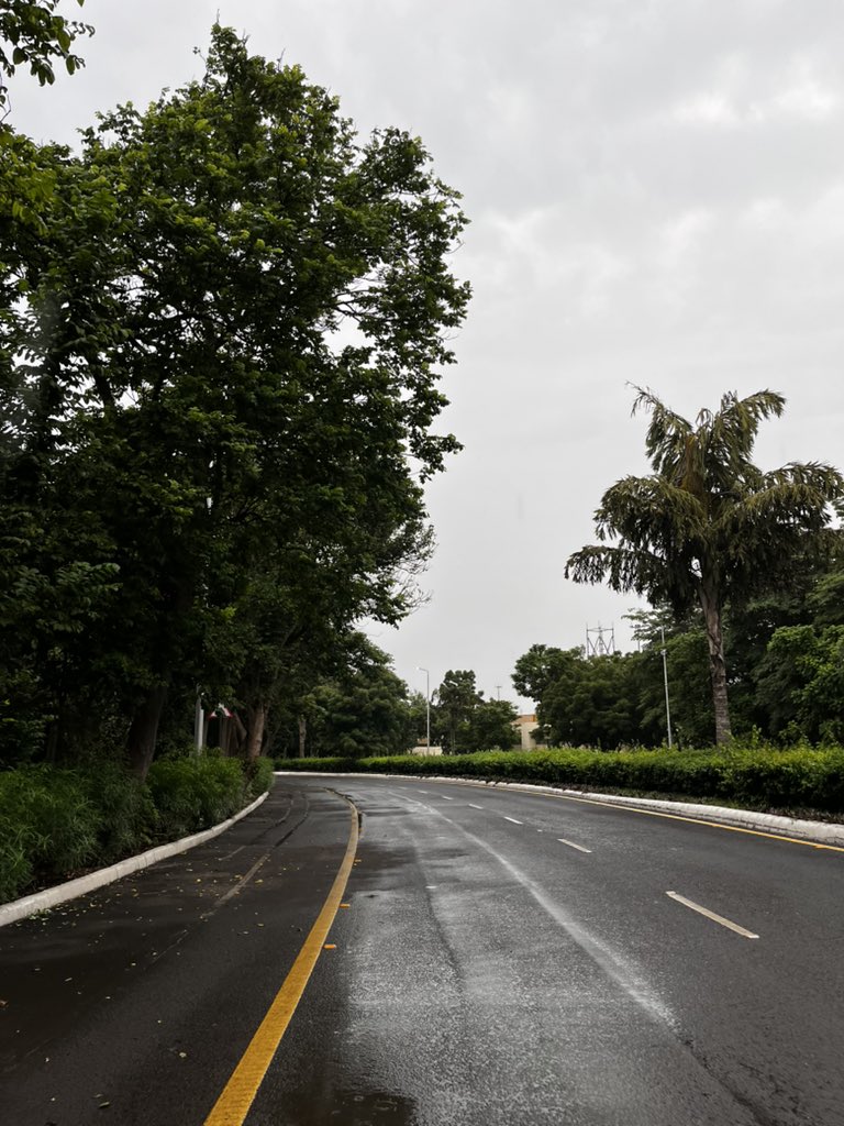 Aaj baarish nai giregi to kab giregi

#Janmashtami