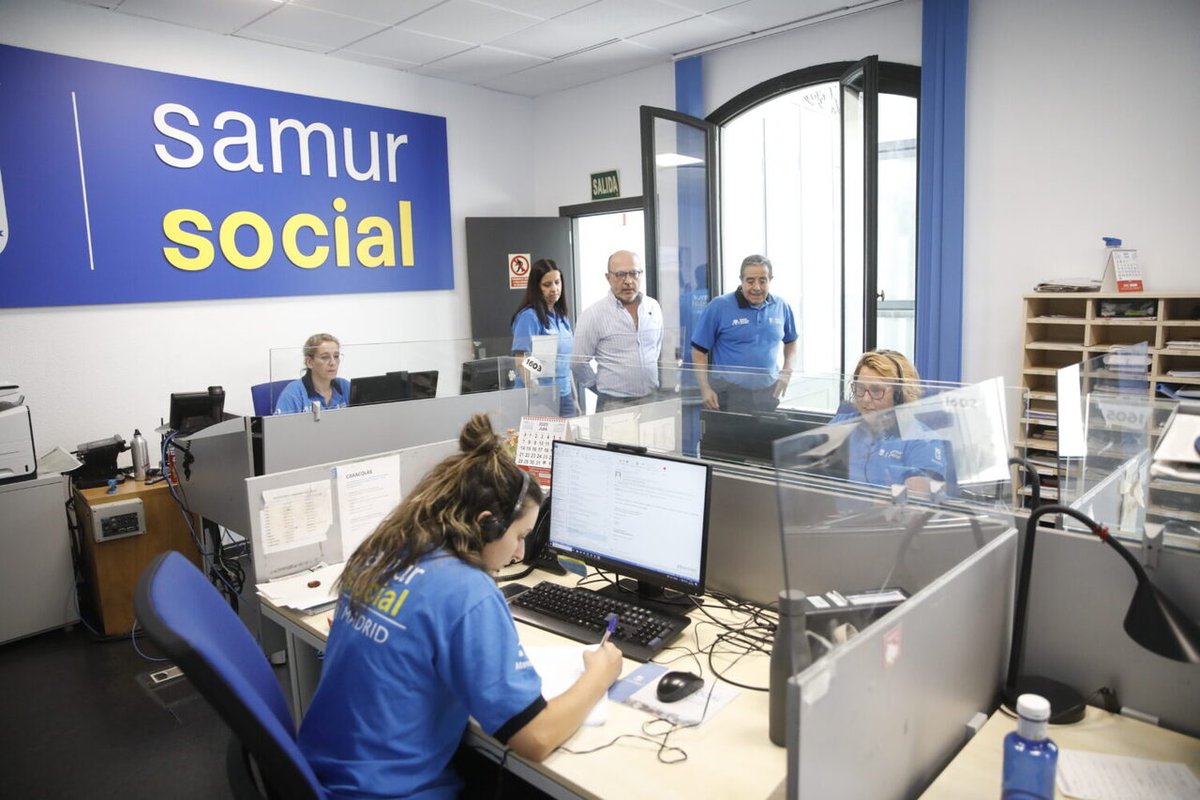 📢Mantenemos abierto todos los días hasta el 31 de agosto el dispositivo para proteger del calor a personas sin hogar en la Central de <a href="/SamurSocialMAD/">SAMUR SOCIAL MADRID</a> 

✅Operativo en la franja horaria de mayor exposición al sol: entre las 12:00 y las 20:00 h 
👉informate.madrid.es/5sjun9