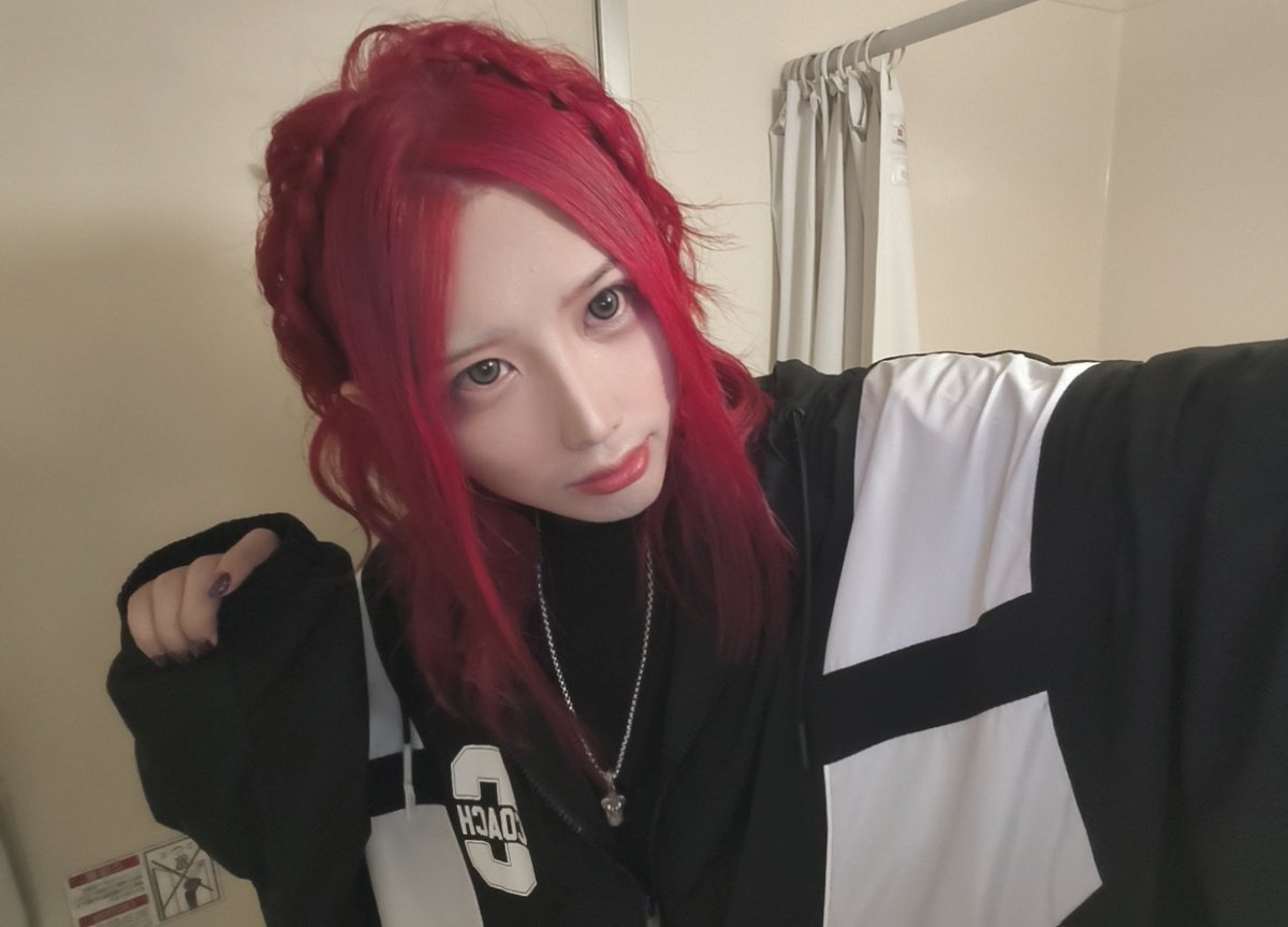 イ右(ゆう) tweet media