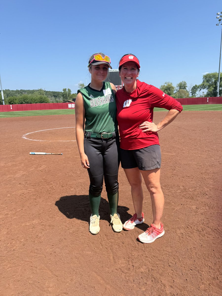 Softball Recruiting Reposts tweet media