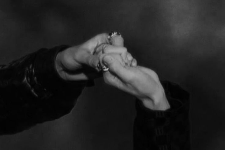 SunHobi_19's tweet photo. Things that are exclusive to Taekook ( Jungkook with his Taehyungie hyung ) — A Thread https://t.co/OzNOpvFkpm