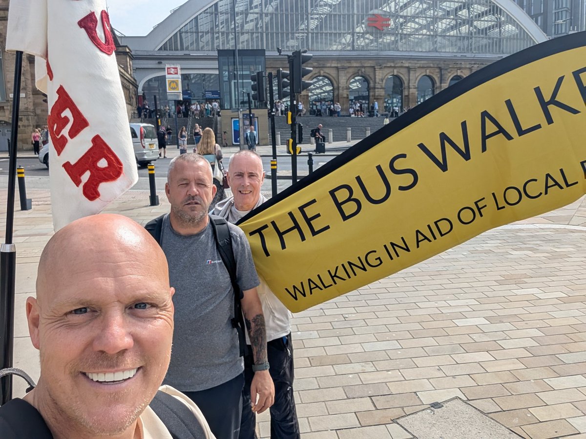 TheBuswalker's tweet image. Thank you all who donated ❤️ 

One more route done! 

If you can donate please click on the link below 
👉 gofund.me/dec85937
#buswalker #GreenLane #Walking @arrivanorthwest
@bbcmerseyside @BeginningsI @BusinessHouses2 @GranadaReports @LpoolCityRegion @Kemik_Viking