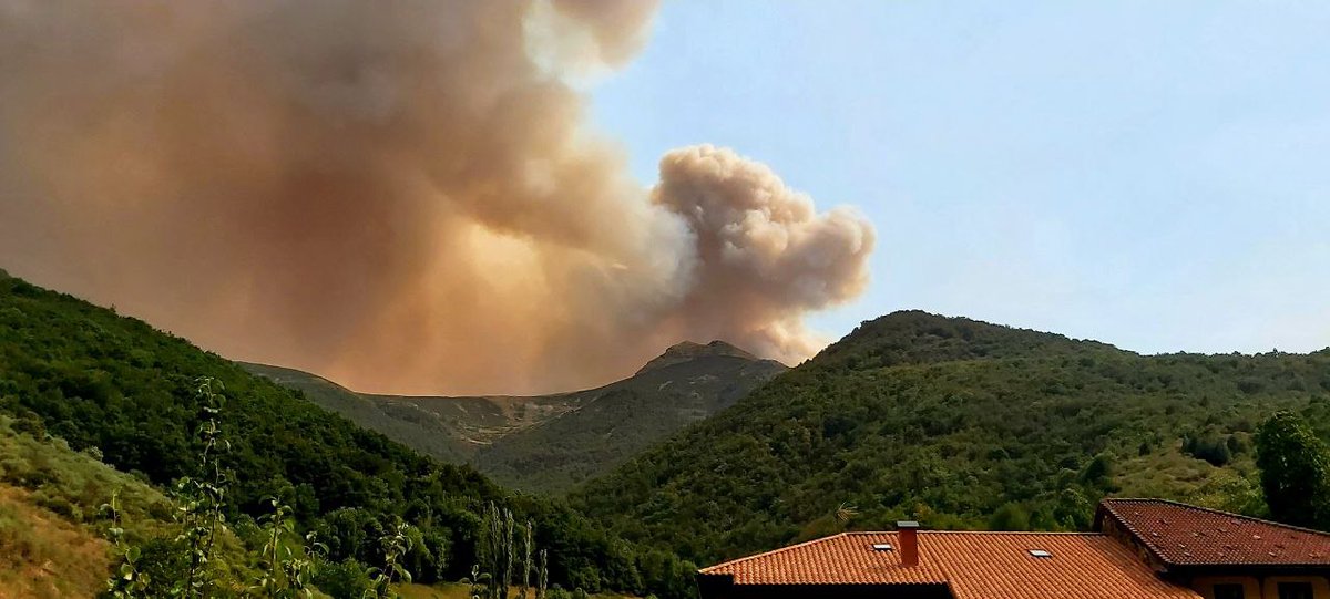 ValleValdeon's tweet photo. Que impotencia. 

#IFBarniedoDeLaReina desde Valdeón https://t.co/merxIGMMeI