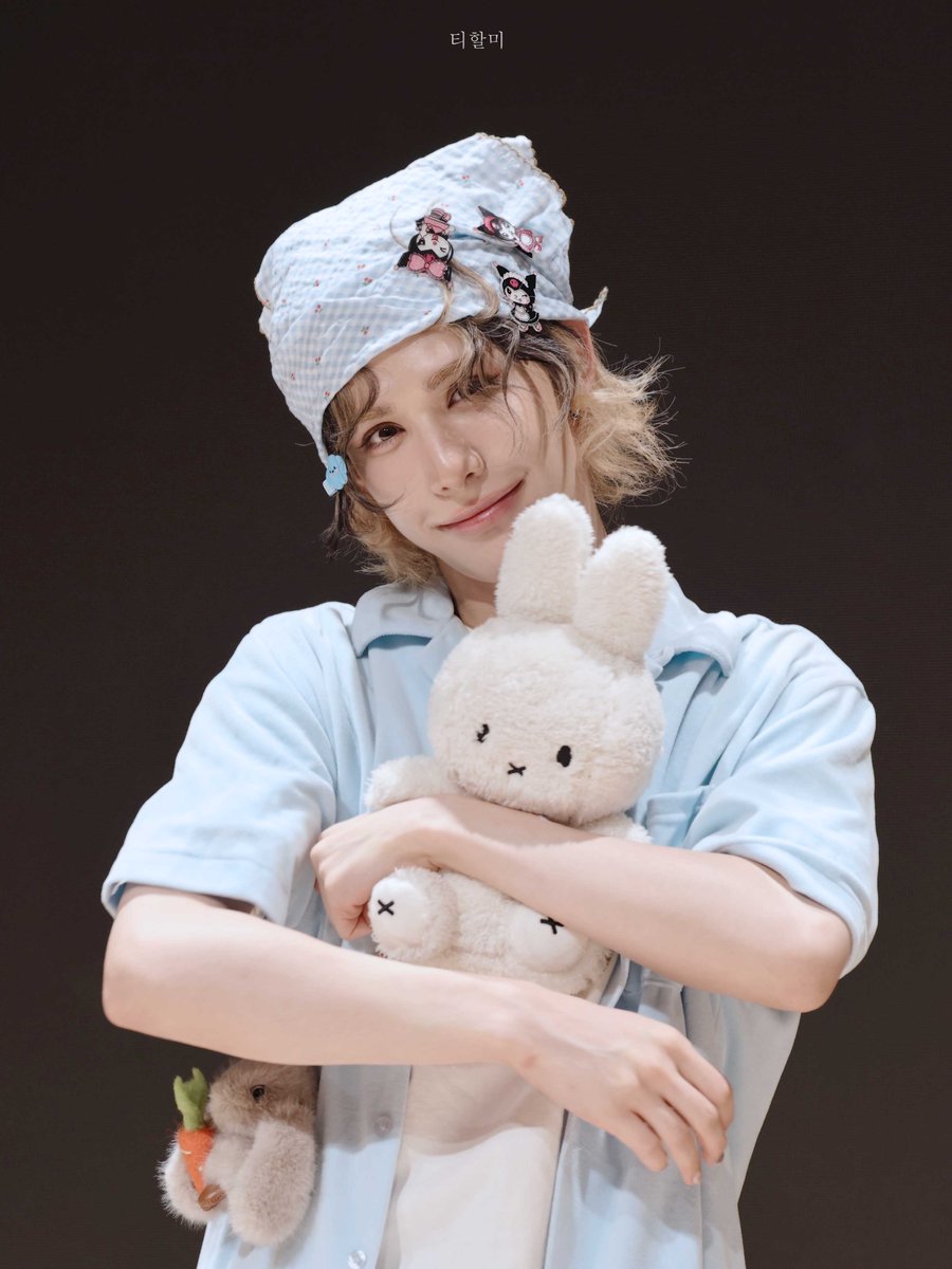 mogumogu_T7's tweet photo. 250816 점프업이엔티 팬싸

미피무티

#XLOV #엑스러브 #WUMUTI #우무티 https://t.co/zwuLQ706vy