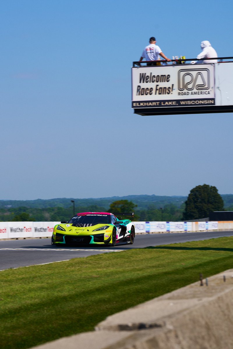 DXDTRacing's tweet image. Successful practice day at Road America yesterday. We’re back on track for Qualifying at 9:45am CT🔥🙌
#DXDT | #GTRoadAmerica