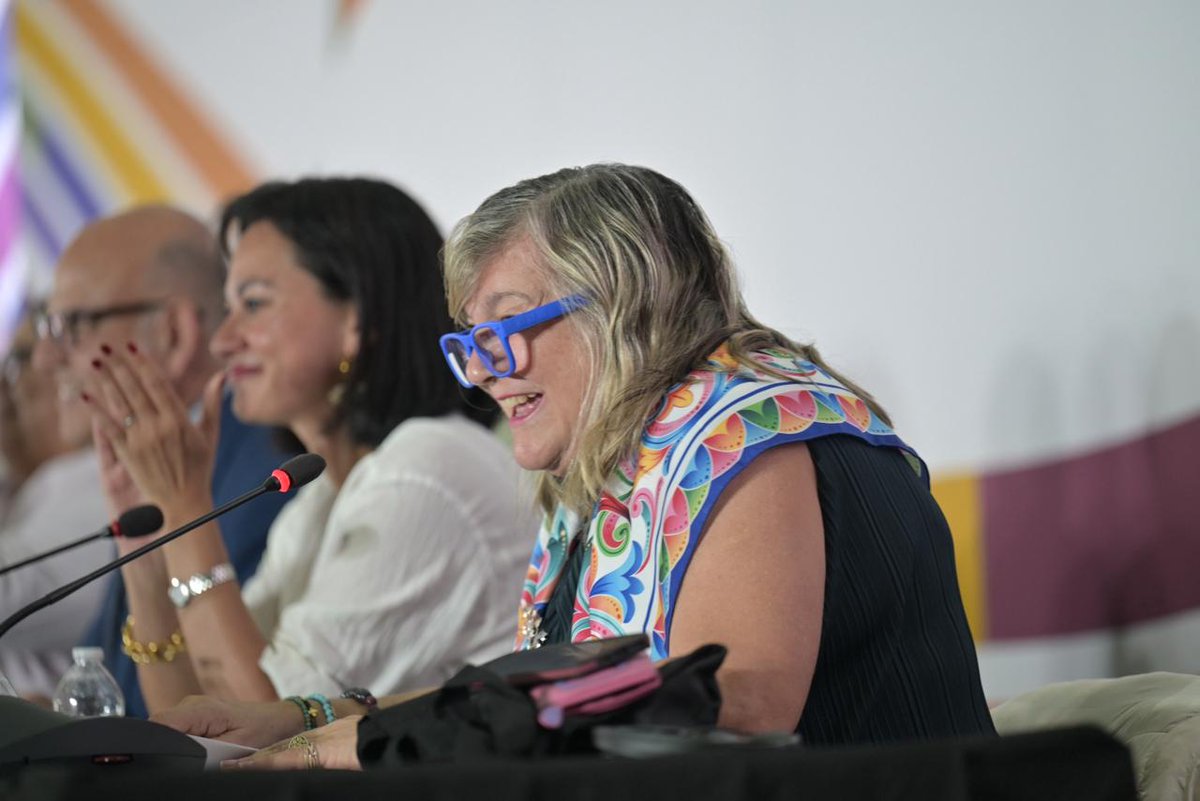 ONU Mujeres (@onumujeres) on Twitter photo 💬 “Es una excelente noticia cerrar esta XVI Conferencia Regional sobre la Mujer de América Latina y del Caribe con el Compromiso de Tlatelolco”.
—@mnvonumujeres <a href="/ONUMujeres/">ONU Mujeres</a> en sesión de clausura de la #XVIConferenciaMujerALC.
🏷️ <a href="/cepal_onu/">CEPAL</a> <a href="/GobiernoMX/">Gobierno de México</a> | #SociedadDelCuidado 💬 “Es una excelente noticia cerrar esta XVI Conferencia Regional sobre la Mujer de América Latina y del Caribe con el Compromiso de Tlatelolco”.
—@mnvonumujeres <a href="/ONUMujeres/">ONU Mujeres</a> en sesión de clausura de la #XVIConferenciaMujerALC.
🏷️ <a href="/cepal_onu/">CEPAL</a> <a href="/GobiernoMX/">Gobierno de México</a> | #SociedadDelCuidado