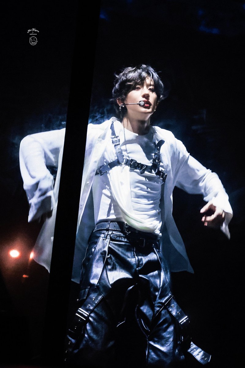 몸에서 김나는거같아 
앤톤느님 진짜 성스럽다 🙏