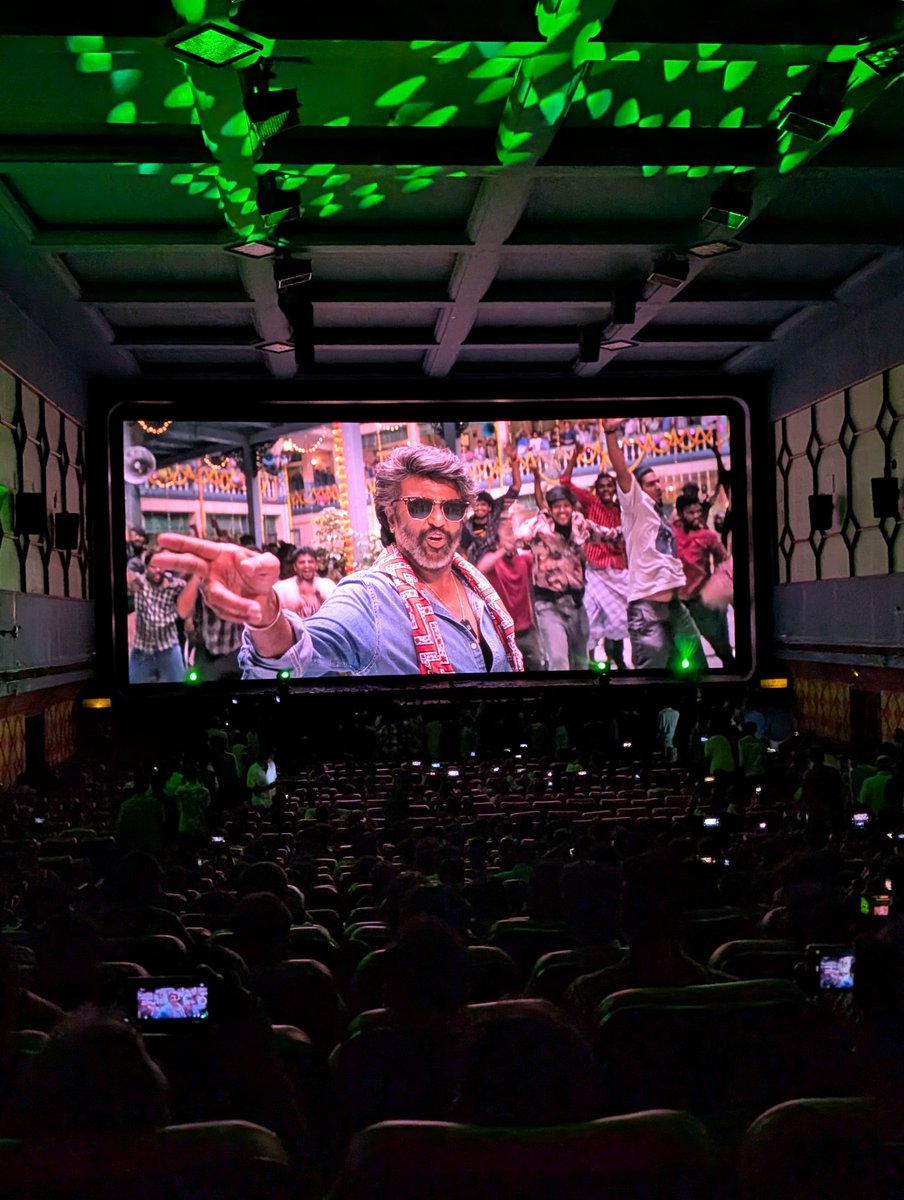 UmaaRajendra's tweet photo. #Thalaivar at 75 is pulling off something that we all could only dream...Ignore all the noise and enjoy #Coolie in the big screens 🤘🏽 https://t.co/MzWhdzkfTe