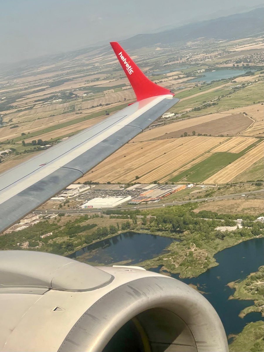 🇨🇭Ambassadors‘ conference in Bern next week.🇨🇭Ambassador-Designate to 🇧🇬 P. Hagmann on his way to the event. ✈️
Deputy Ambassador R. Ott is also attending the event, in view of his upcoming assignment as Consul General in Atlanta starting early 2026.
#boko2025
#DiplomacyInAction