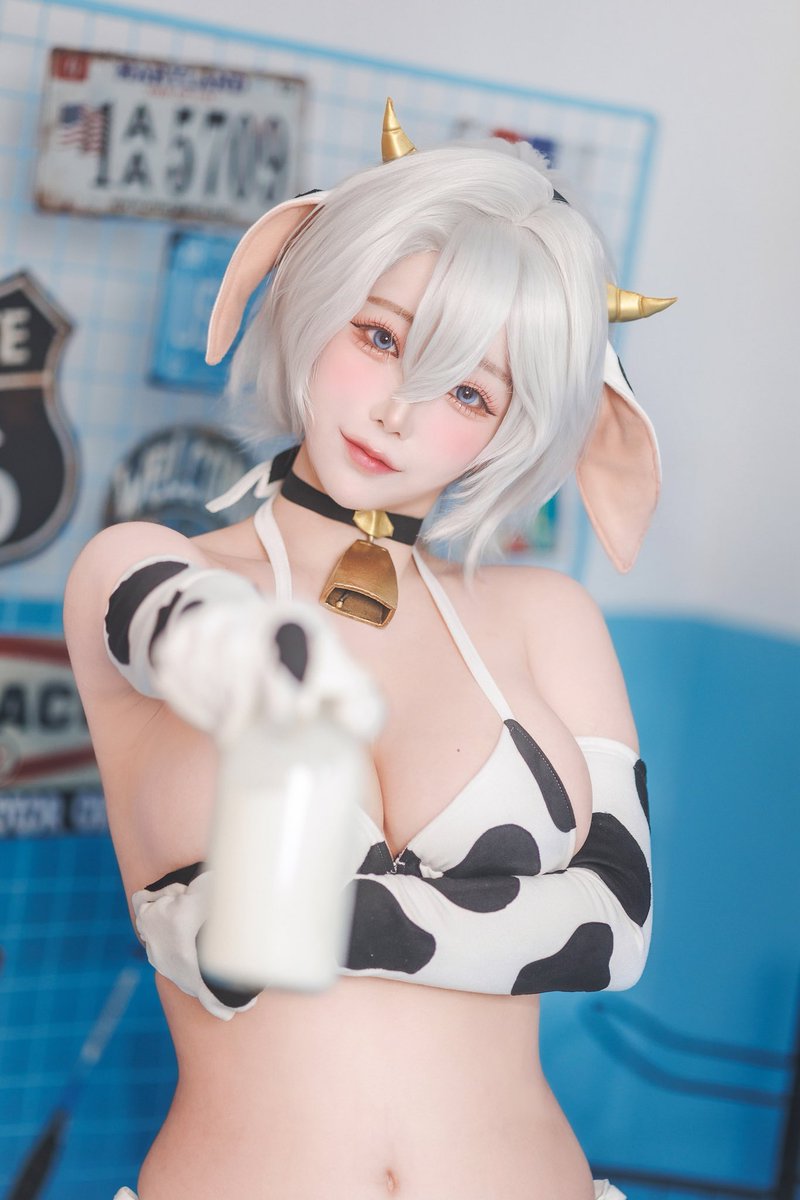 godseolhwa's tweet photo. 私たち明日も会いましょう💓 
#ブラウンダスト2 #ブラダス2 #Browndust2
#C106コスプレ #C106_cos https://t.co/2Wb9pVwOma
