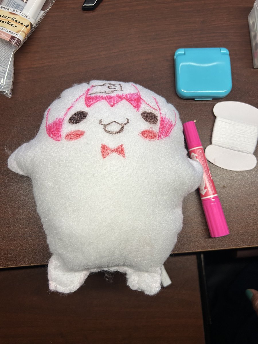 3代目おもちぃな家に忘れたので急遽ダイソーから材料仕入れて4代目おもちぃな作った👻
制作時間1時間半^q^;雑