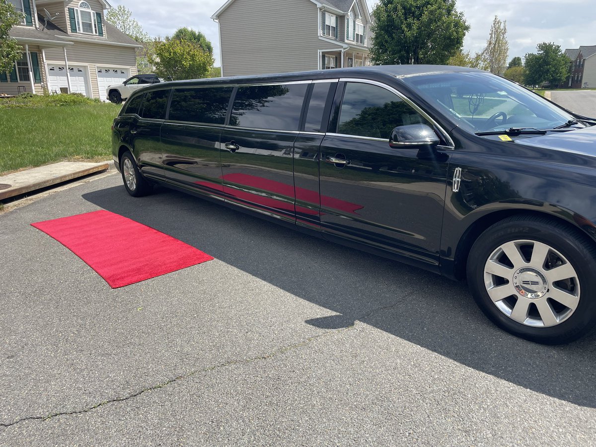 Coupleslimos's tweet photo. Couples Limousines
Maryland Limousine Service serving St Marys County and Charles County Maryland #CouplesLimos #WaldorfLimo #CharlesCountyLimo #AirportShuttleWaldorf #DCAAirportShuttle #DullesAirportShuttle #BWIAirportShuttle #SouthernMDLimo #LimousineServiceMD #airporttransfer https://t.co/IE92GOfOW3