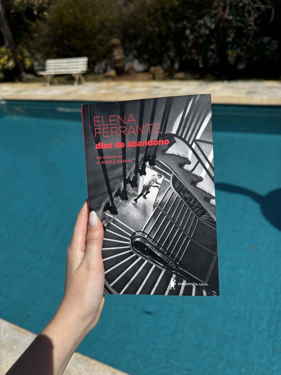 belabragap's tweet photo. Dias de Abandono, de Elena Ferrante
Nota: 3/5

Início e fim são bons, mas o meio é cansativo https://t.co/ZdqA8OBkTl