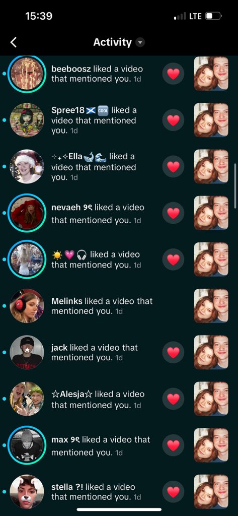 axeggs's tweet photo. @dunyaflwr @WhaleGGs the amount of notifications I get from ur vids is insane https://t.co/NvALcSlaG3