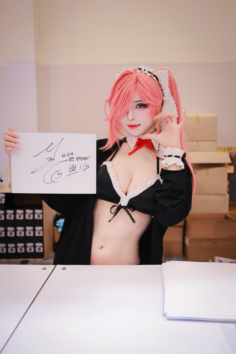 루비아

cos.시루(<a href="/siru_0207/">しる/sɪʀᴜ✨</a> )

#브라운더스트2 #Browndust2 #Rubia #ルヴィア 
#일러스타페스8