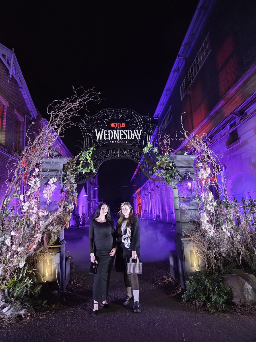 hannabealla's tweet photo. Inside Netflix’s Wednesday Island 🖤

Still pinching myself that I was in the same room as Tim Burton 🥰

Thanks @NetflixANZ https://t.co/sTjthlp1sk