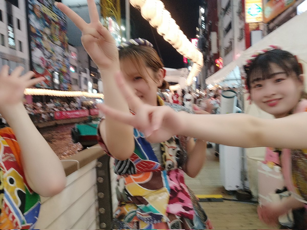 moe522tam's tweet photo. 本日はグループ卒業前ラストステージでした🙏✨

最後まで沢山の方と出会えて、翔ギャンファミリーにも会いに来てもらえて幸せでした😭💕
暑い中本当にありがとうございました🙇🏻‍♀️

ご都合合わず来れなかった方もいると思います🥲
最終日までSNS等お見逃しなく💐 https://t.co/BdfUQZAp4l