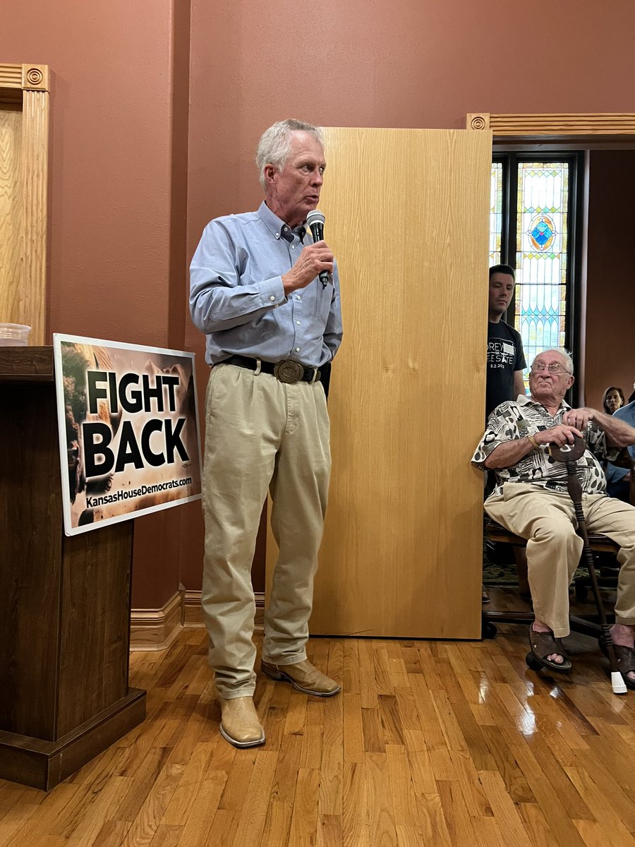 KSHouseDems's tweet image. 🔥🦬 Fight Back Tour stop #9 PACKED the over 100 year old beautifully restored Trinity Lutheran Church in Hays that is now home to Glassman Bird Law.🌾  Kansans heard from former State Treasurer Dennis McKinney, former Rep. Eber Phelps (Hays) and an all-star panel #ksleg #hays