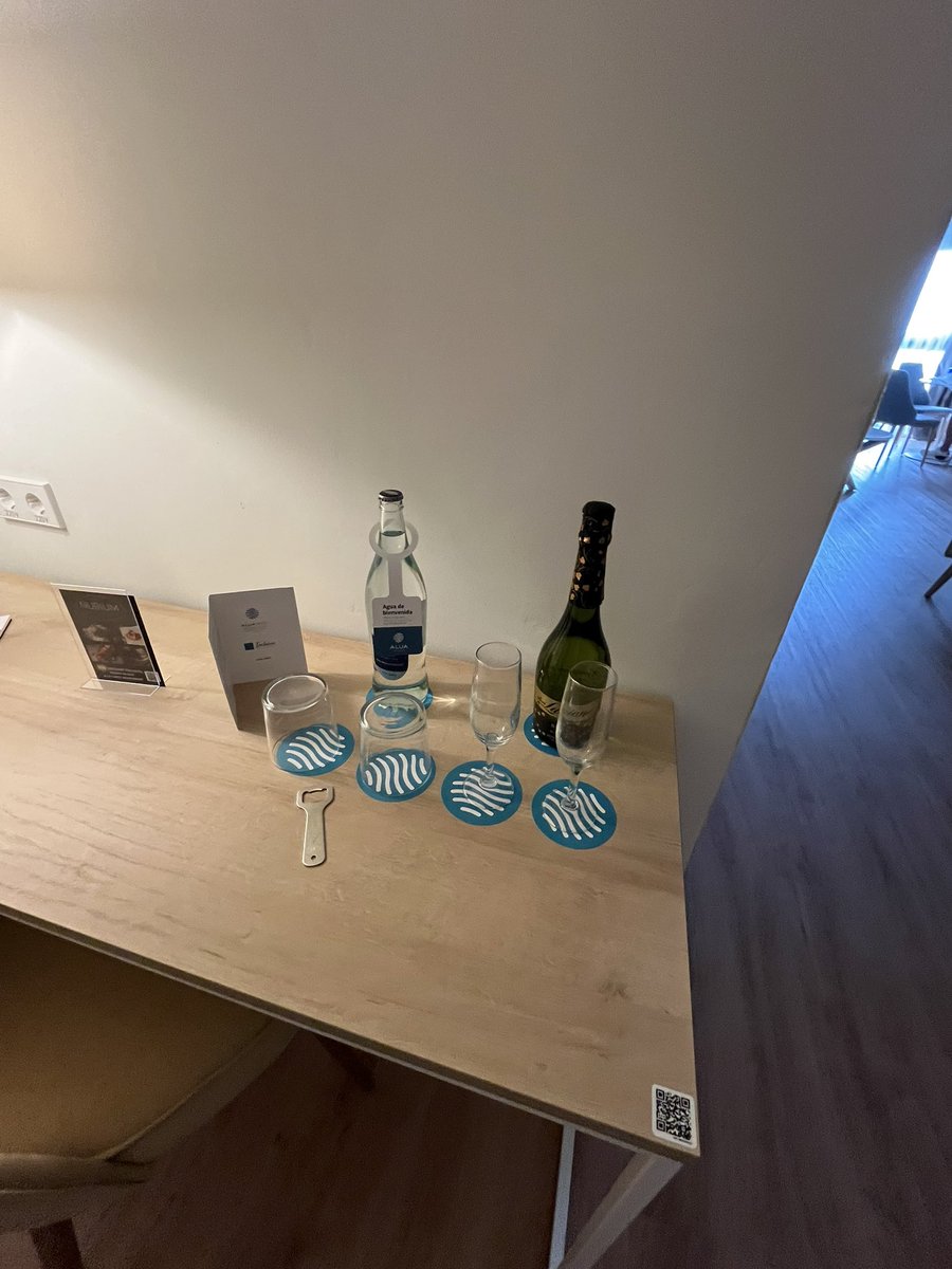 Saturday off <a href="/aluahotels/">ALUA Hotels&Resorts</a> <a href="/Hyatt/">hyatt</a>