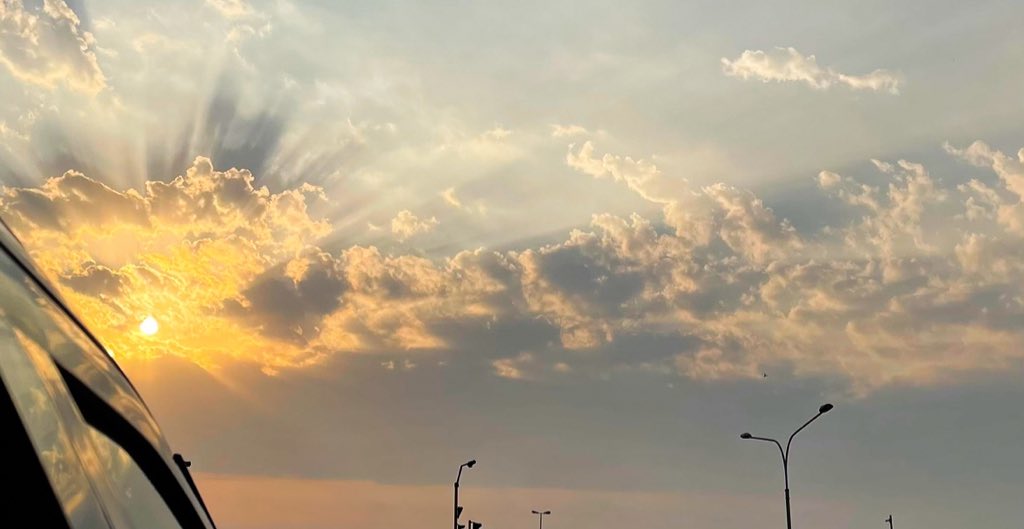 r (@moonittself) on Twitter photo 