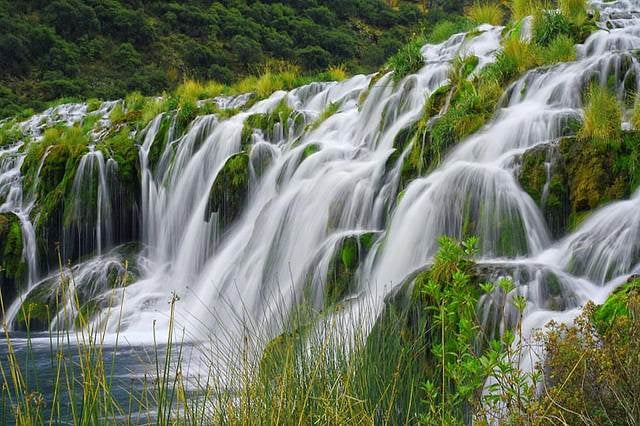 ElmerAyala_PE's tweet photo. Para todos los interesados, el lugar se llama Reserva Paisajística Nor Yauyos Cochas, más conocido como Huancaya (nombre del distrito), el pueblito es Vilca, ubicado en la provincia de Yauyos, departamento de Lima (3.650 msnm), considerada entre los 10 mejores destinos secretos de América Latina de la revista especializada en turismo Condé Nast Traveler.
