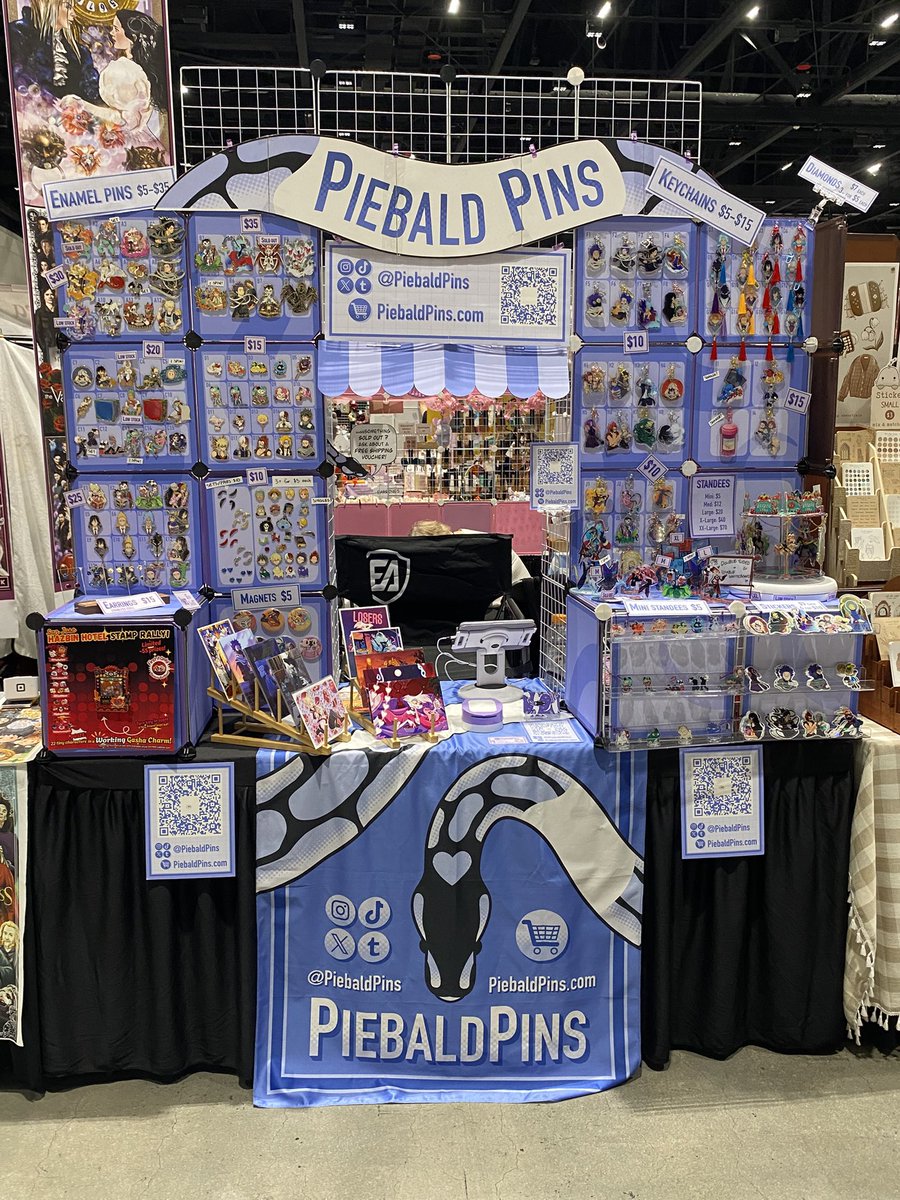 AAAAA come by and see me if you’re at  #GalaxyConSanJose I’m at booth E7 and also am in a super fun stamp rally!!