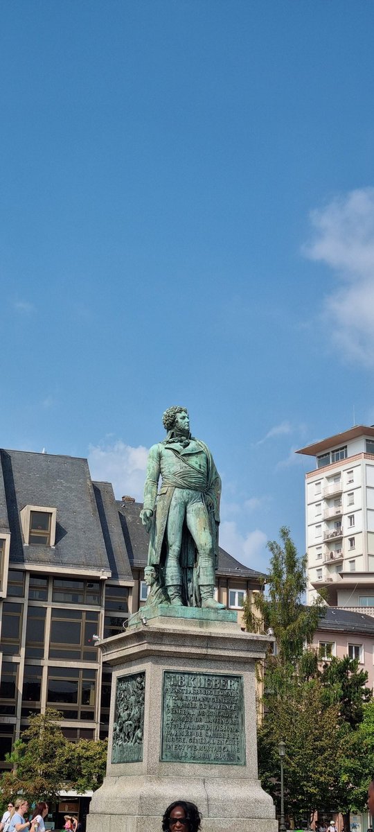 zoom_poetry's tweet image. Napoleon's second in command Jean - Baptiste Kleber striking a pose in Strasbourg  #kleber
