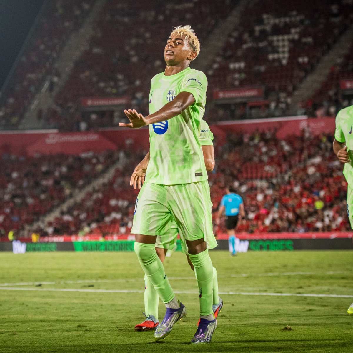 FCBarcelona's tweet image. Keep calm, we just got started